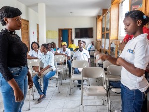 Sign Language Course Creates Connection and Opportunity for Deaf Haitians