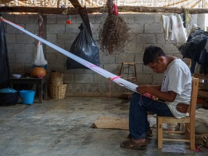 As Armed Conflict Threatens Farmers’ Livelihoods in Chiapas, Men Join Women at the Loom
