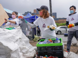 Recycling Devotee Battles Culture of Waste