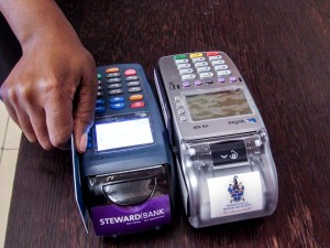 Push for Debit Cards to Replace Cash Strains Small Businesses in Zimbabwe