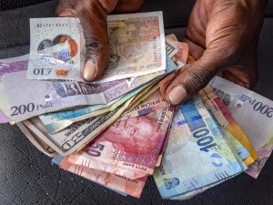 When Is a Dollar Not a Dollar? Inside Zimbabwe’s Labyrinth of Currencies